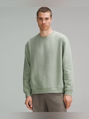Lululemon men’s steady state crewneck Sweater in Sage Green small EUC